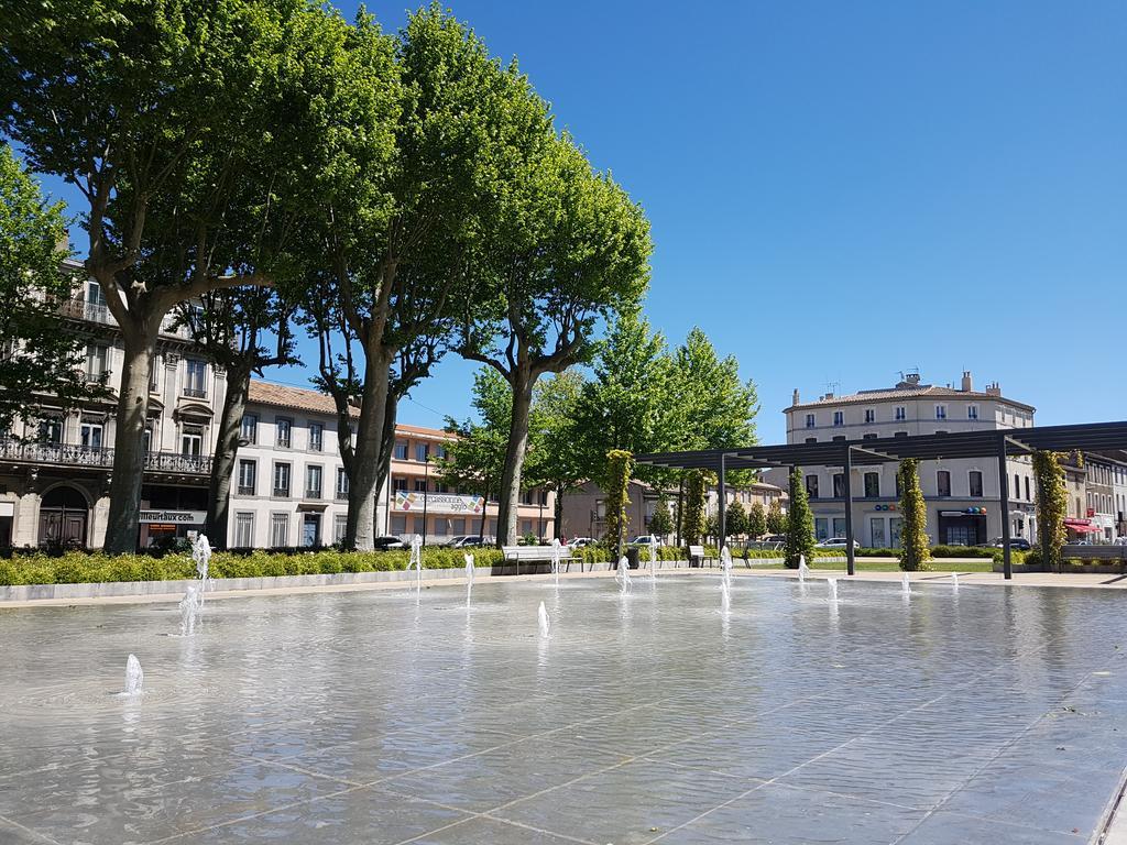 Penthouse Apartment Overlooking Place Carnot Carcassonne Exterior photo